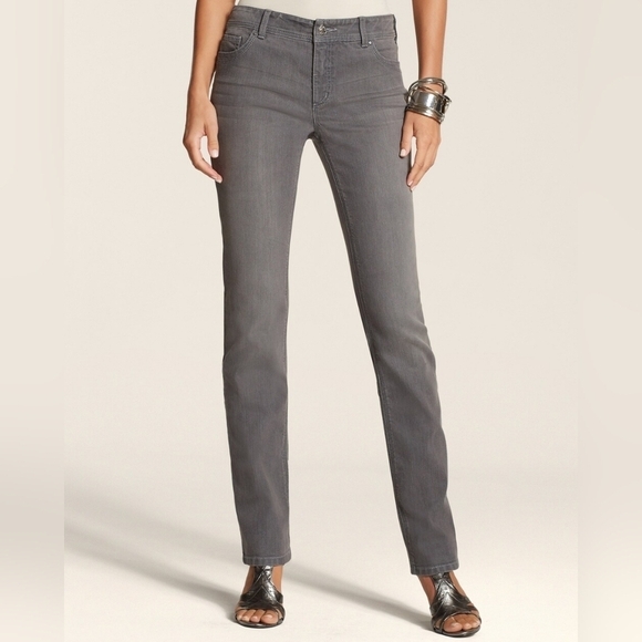 Chico's Pants - Chico's Platinum Gray Pull on Pants Size 1.5/10